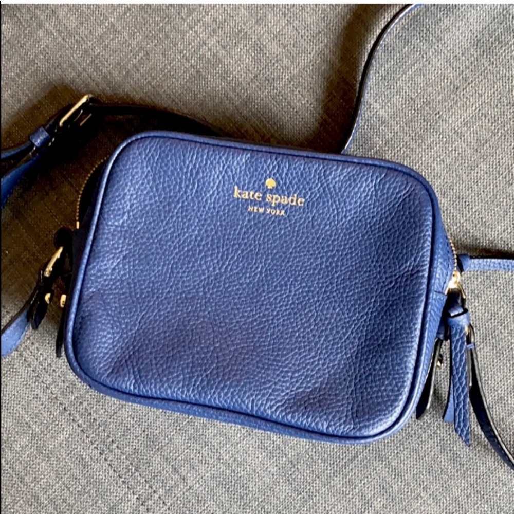 kate spade ♠️ cobalt blue pebbles camera bag